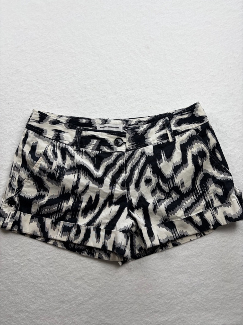 Express Black & White Printed High Waist Women’s Shorts